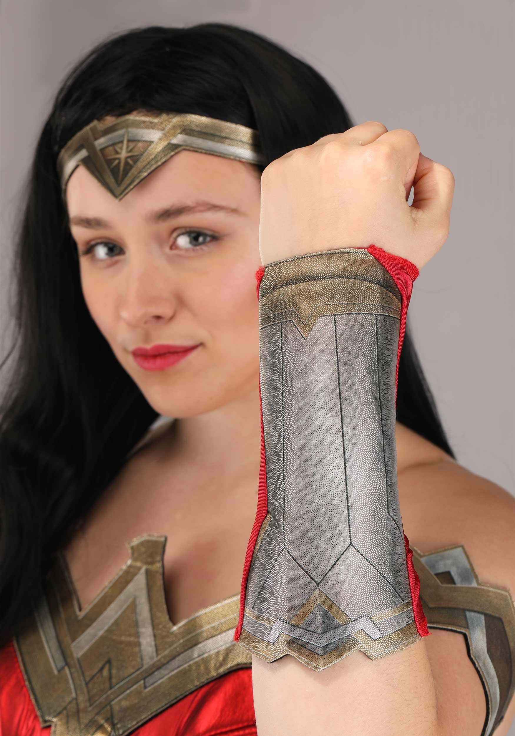 Wonder Woman Deluxe Women's Costume