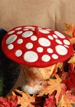 Mushroom Heartfelted Hat Alt 3